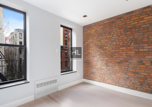 Photo for W 108th St