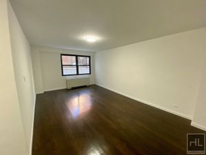 Photo for E 16 ST