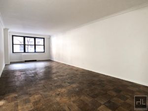 Photo for E 82 St
