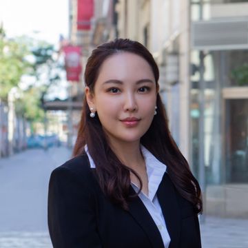Photo for Zoe KM Li