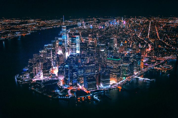 Downtown Manhattan neighborhood photo