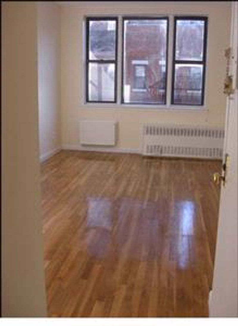 Image for E 89 ST